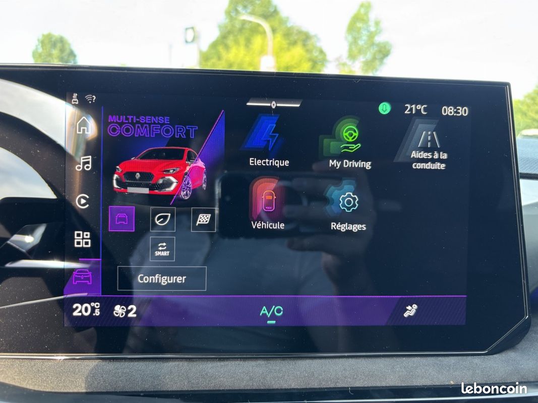Renault Clio (6) esprit Alpine full hybrid E-Tech 160 ch (image 23)