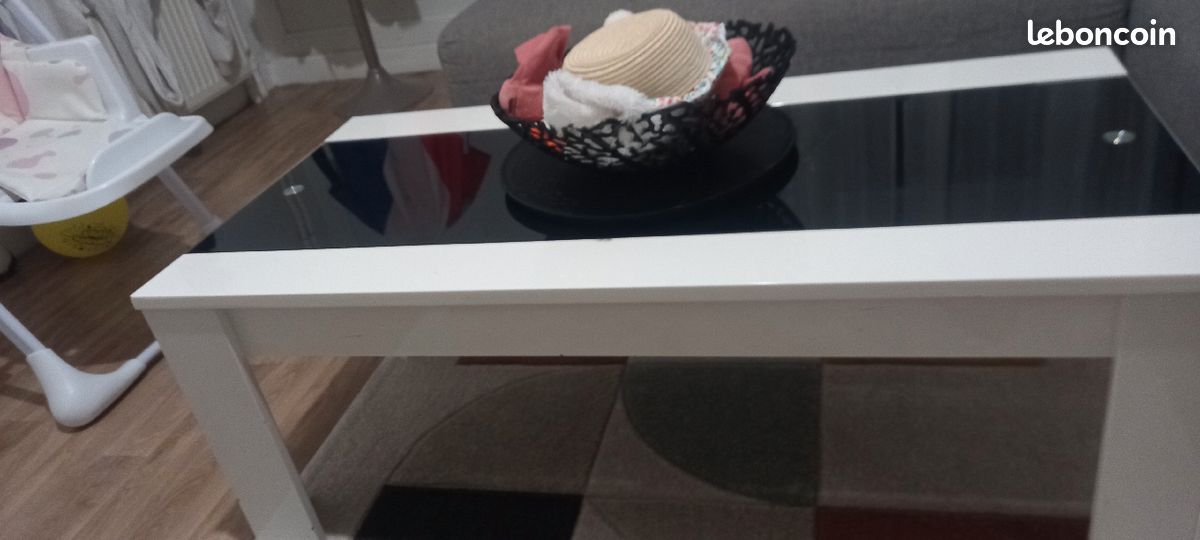 Table de salon (image 1)