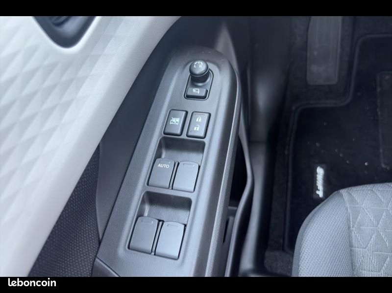 Suzuki Swift 1.2 Hybrid 83ch Pack Auto (image 19)