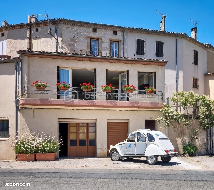 Maison 10 pièces 147 m² · à Miradoux · 147 m² · 90 000 €