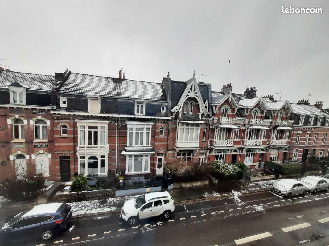 Appartement 3 pièces 58 m² · à Lille · 58 m² · 915 €