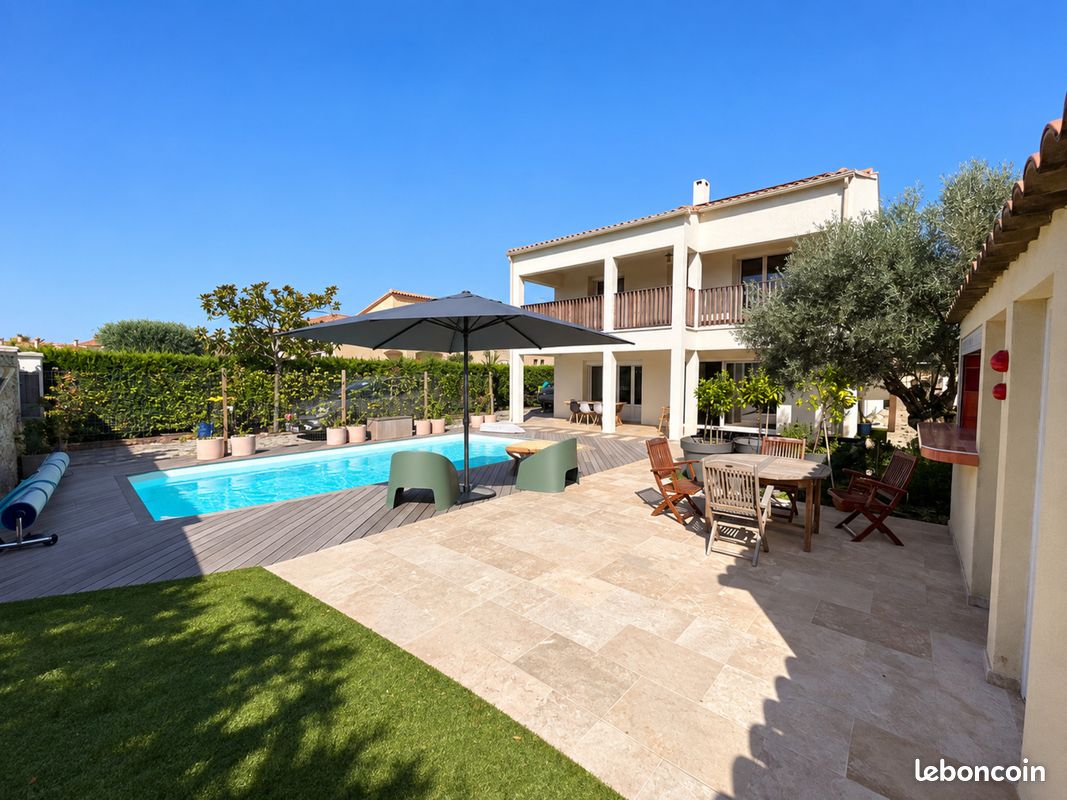 Maison 7 pièces 218 m² · à Pérols · 218 m² · 895 000 €