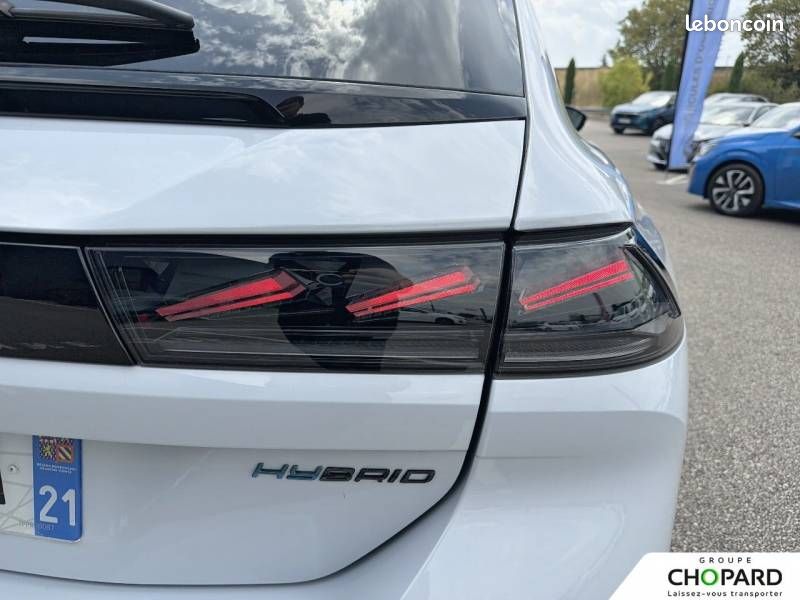 Peugeot 508 SW Hybrid 225 e-EAT8 GT (image 28)