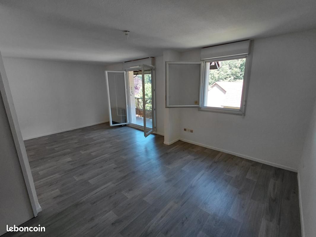 Appartement 3 pièces 75 m² · à Villard-Bonnot · 75 m² · 714 €/mois