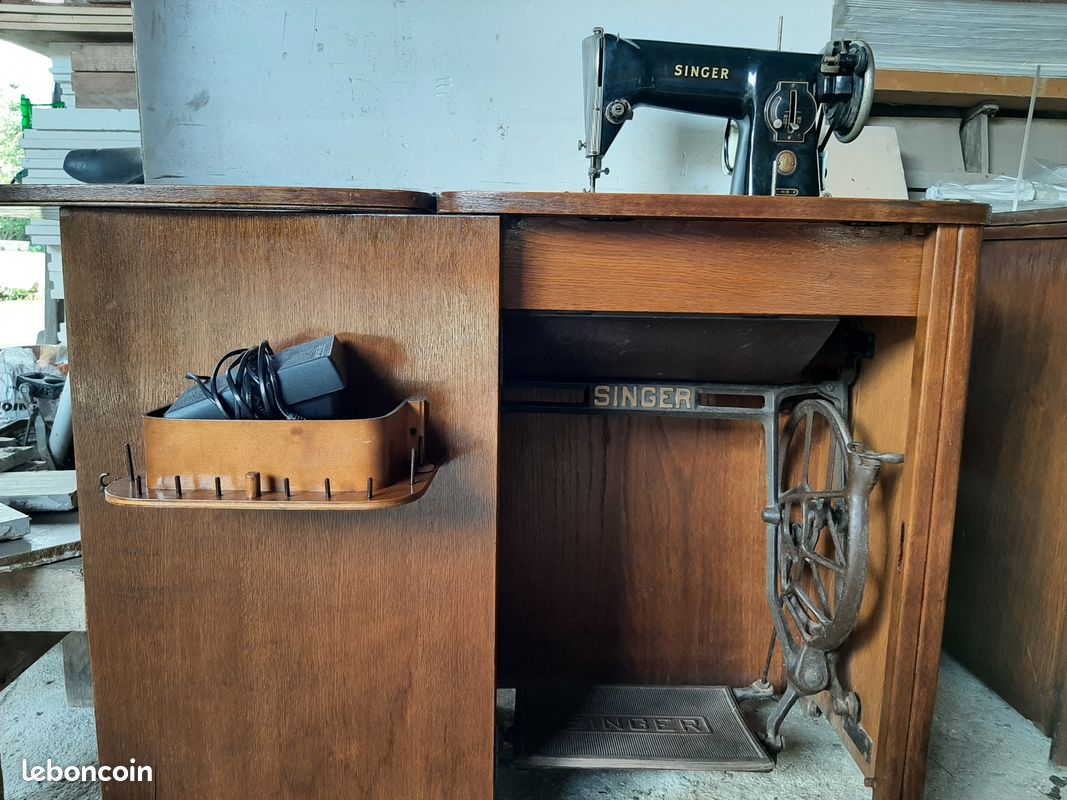 Meuble Machine à coudre (image 1)