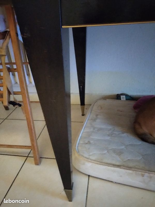 Table (image 2)