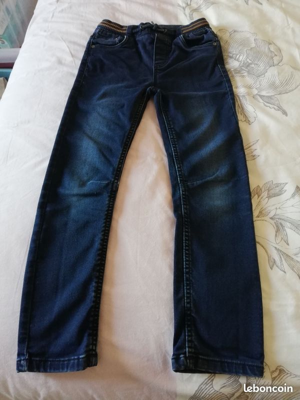 Jean's (image 6)