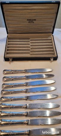 5 couteaux de table métal argenté orfèvre Christofle modèle Triade