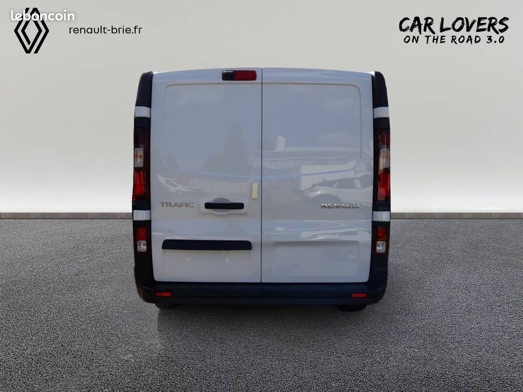 Renault trafic fgn l2h1 3t blue dci 130 gsr2 extra (image 8)