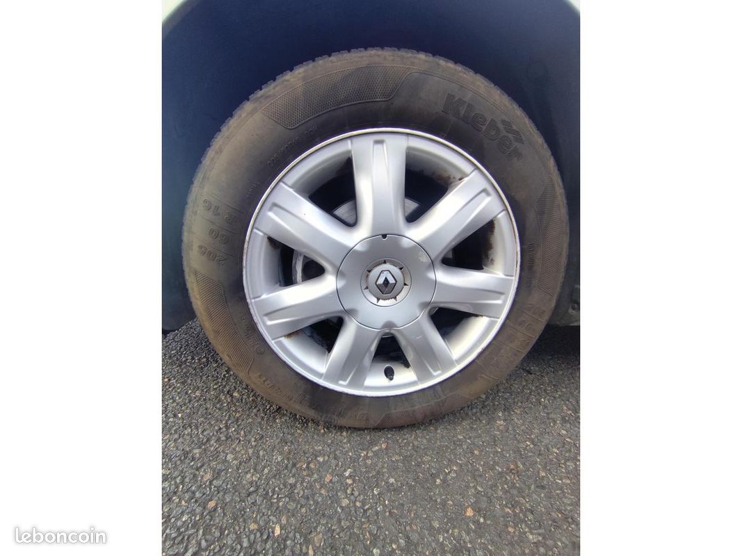 RENAULT LAGUNA 1.5 dCi - 110 III BERLINE Authentique PHASE 1 (image 30)
