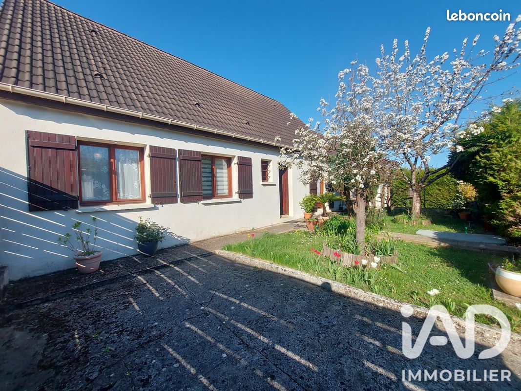 Maison 6 pièces 127 m² · à Champagne-sur-Seine · 127 m² · 215 000 €