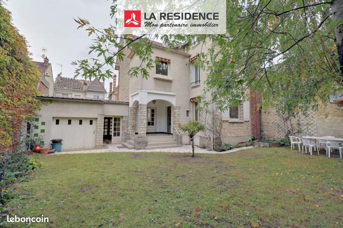 Maison 7 pièces 144 m²