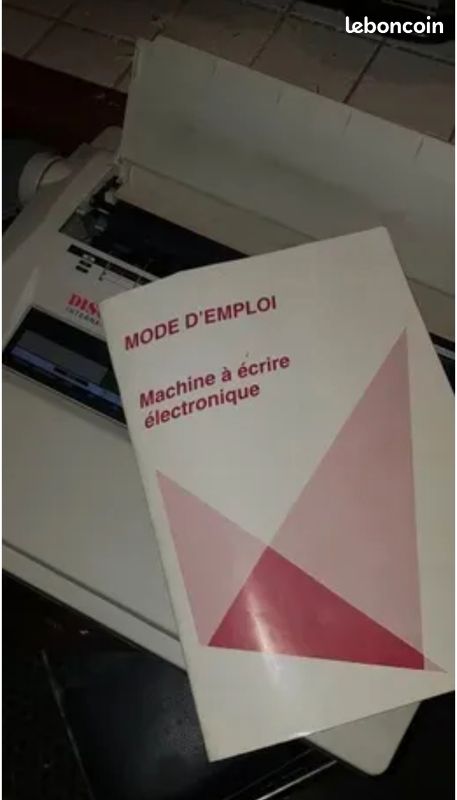 Machine à écrire électronique (image 3)