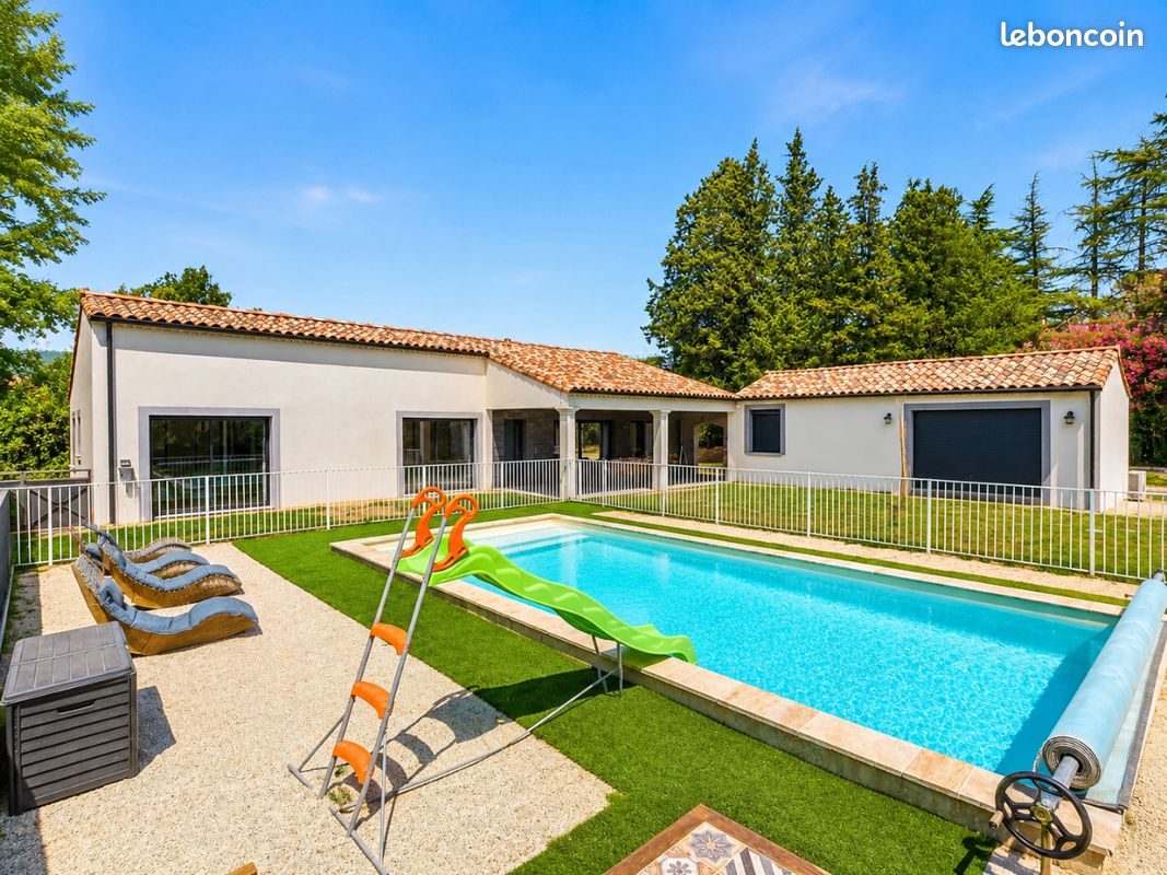 Maison 7 pièces 159 m² · à Saint-Ambroix · 159 m² · 399 000 €