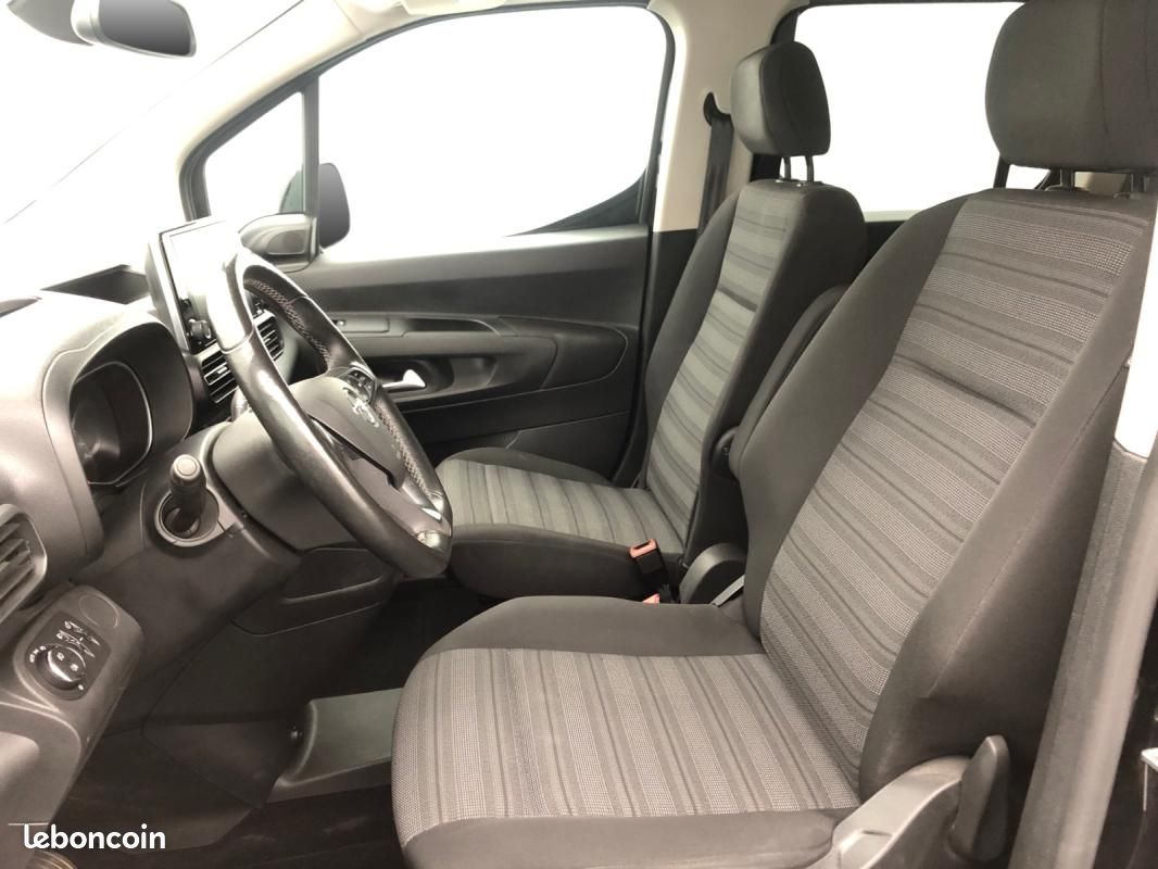 Opel Combo LIFE L2H1 1.5 Diesel 100 ch Start/Stop Elegance (image 9)