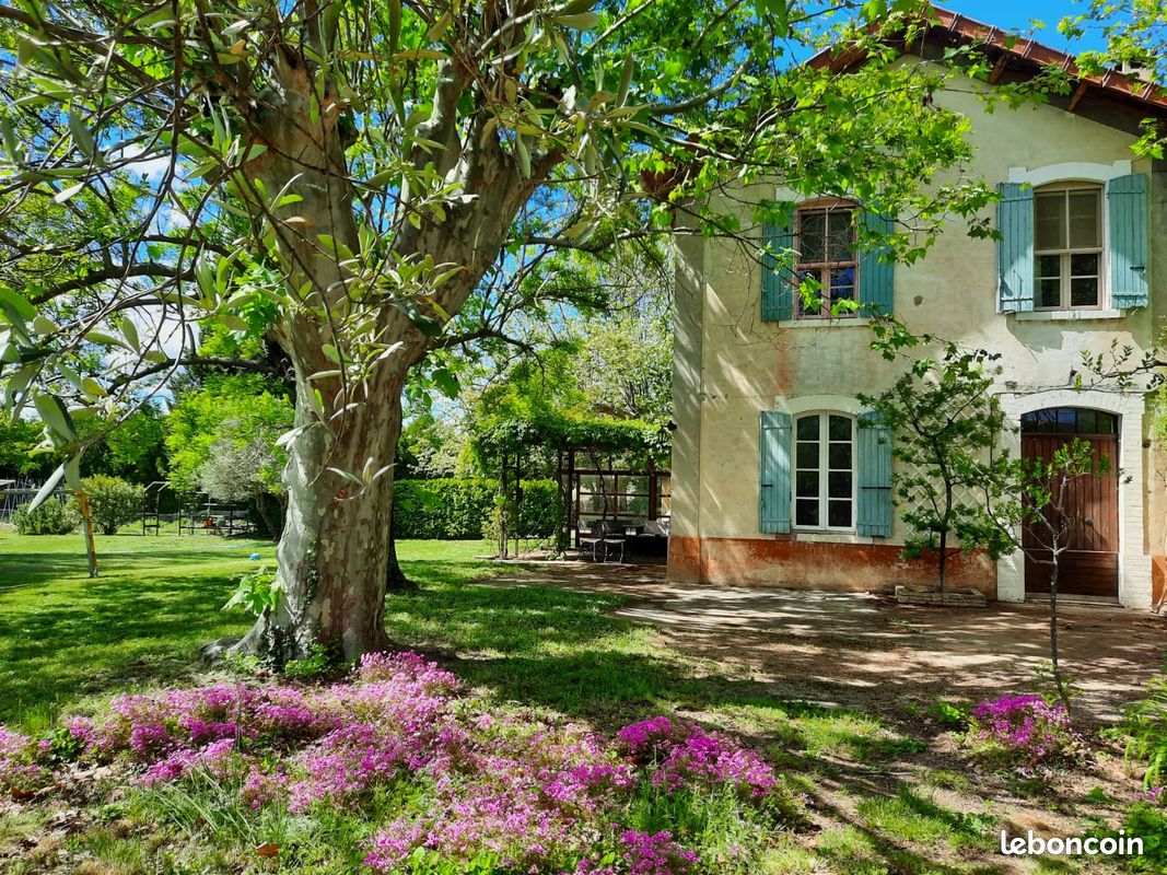 Maison 5 pièces 120 m² · à Vacqueyras · 120 m² · 285 000 €