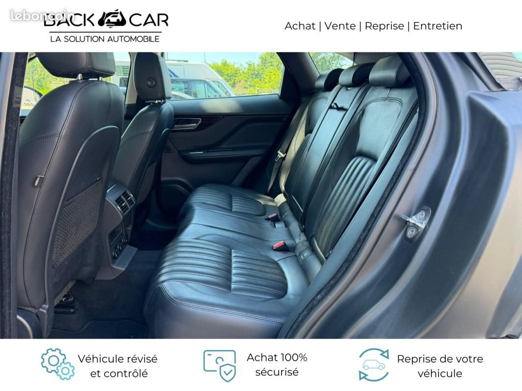 Jaguar F-Pace V6 3.0 D 300 ch AWD BVA8 Portfolio TOIT OUVRANT / SIEGES AV ET VOLANT CHAUFFANTS CO... (image 18)