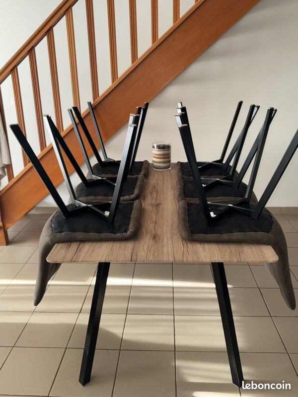Table à manger + 6 chaises (image 8)