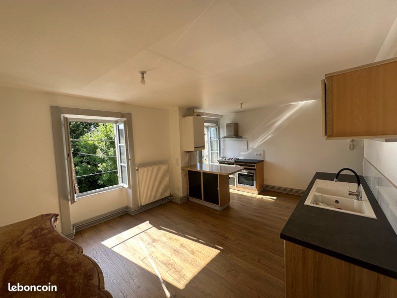 Appartement 3 pièces 59 m² · à Dole · 59 m² · 675 €