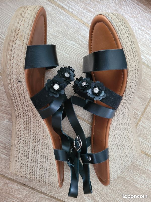 Sandalettes compensées noir taille 41 (image 4)