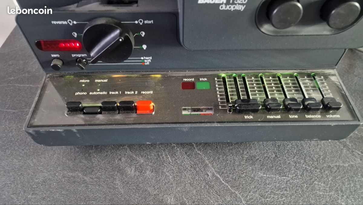 Projecteur super 8 BAUER T520 DUOPLAY - Photo, audio & vidéo