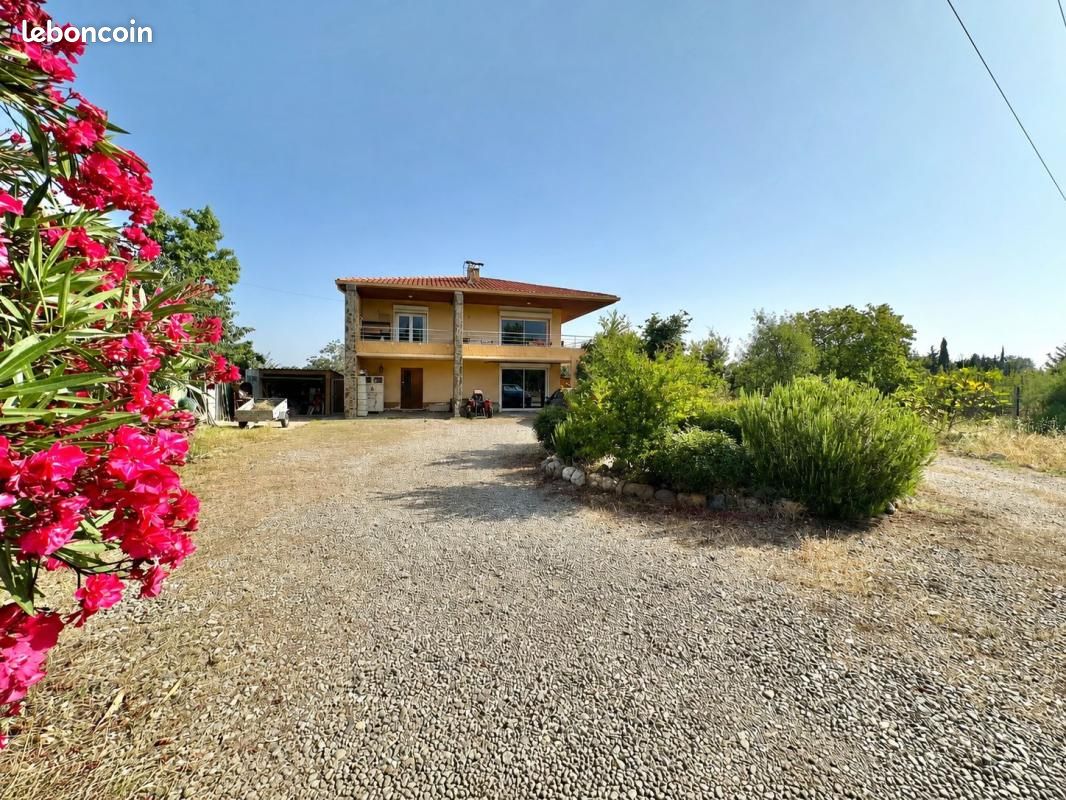 Maison 4 pièces 170 m² · à Laroque-des-Albères · 170 m² · 476 000 €