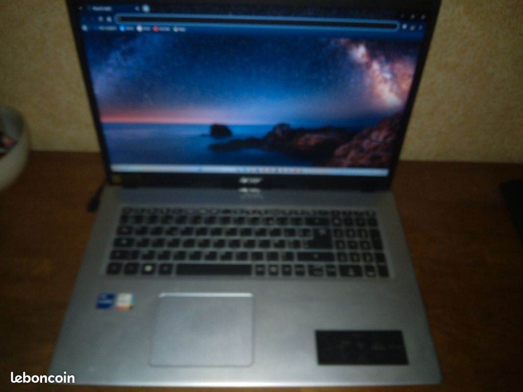 PC portable Acer (image 1)