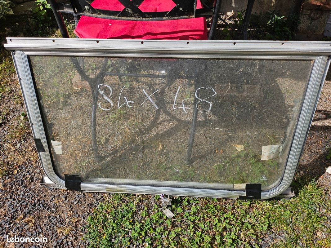 Vitres de caravane (image 1)