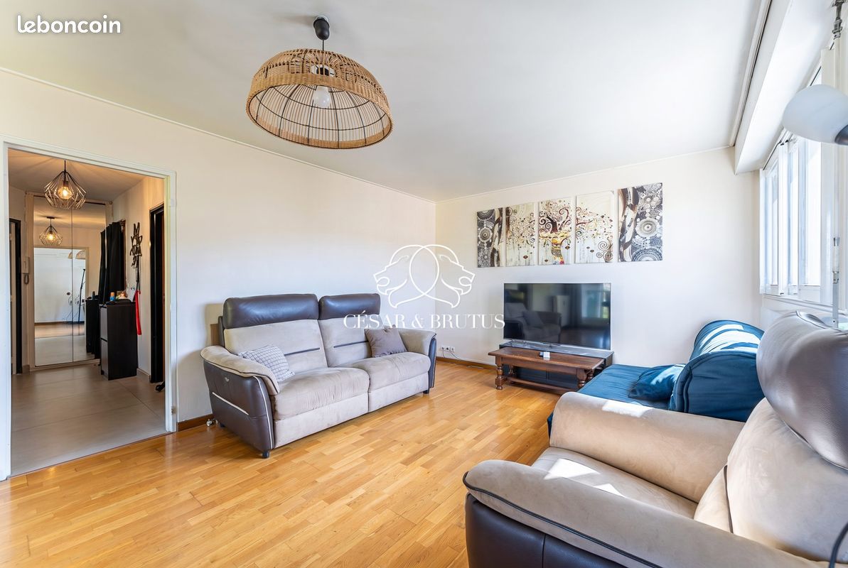 Appartement 4 pièces 90 m² · à Lyon · 90 m² · 275 000 €