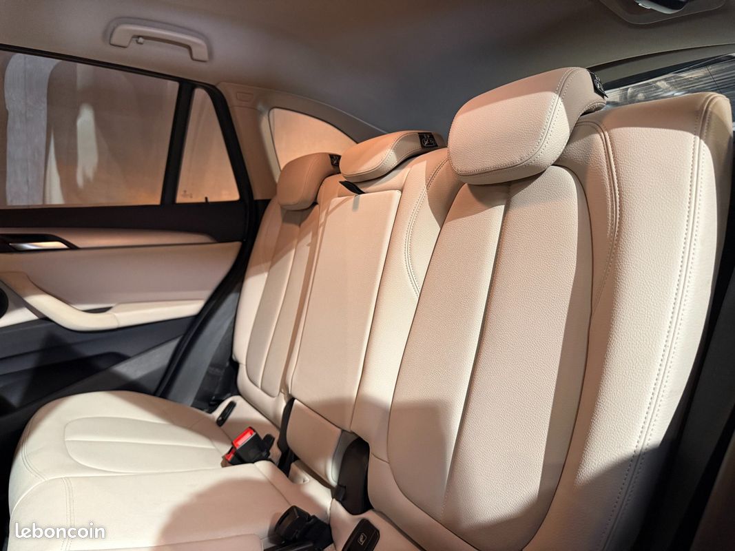 BMW X1 sDrive 18i Business Steptronic 1ère Main / Caméra (image 22)
