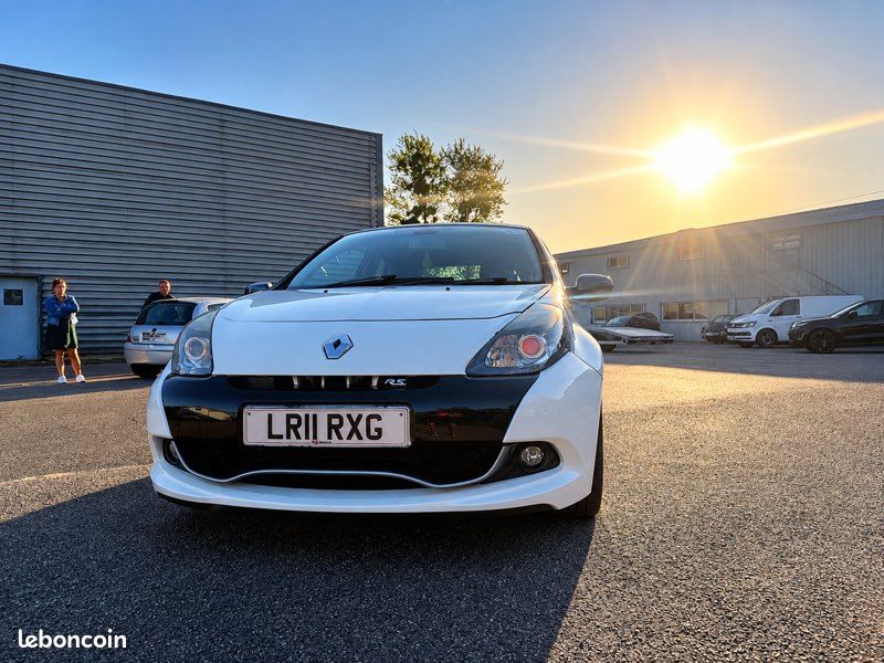Toute pièces Clio 3 RS 203 CV GORDINI (image 1)