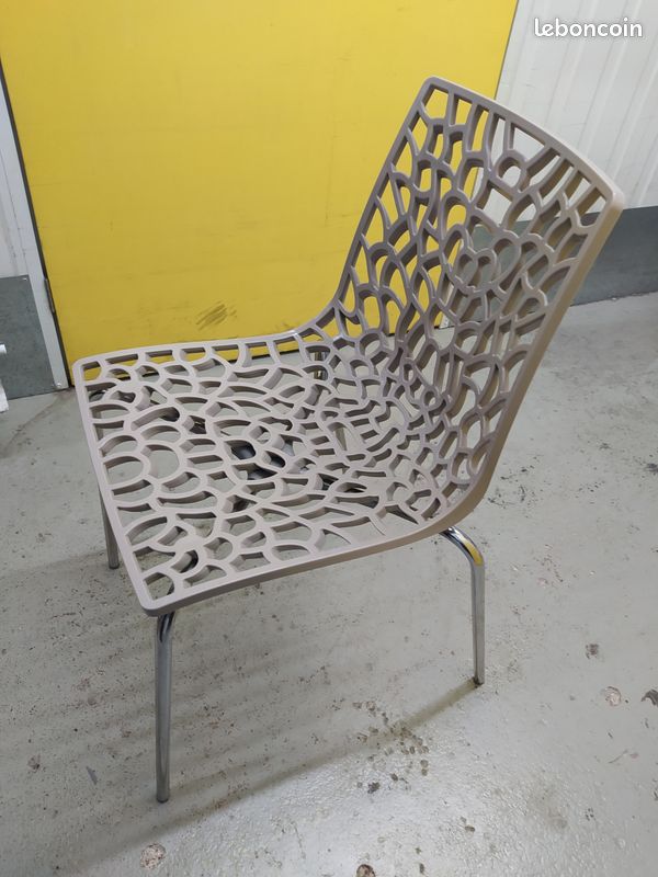 Lot de 4 chaises Design Taupe TRAVIATA (image 2)