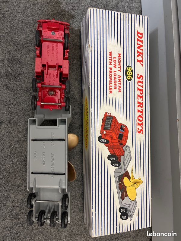 Dinky Toys 1:43 - 2 - Coche a escala - Mighty Antar porte Char réf 660