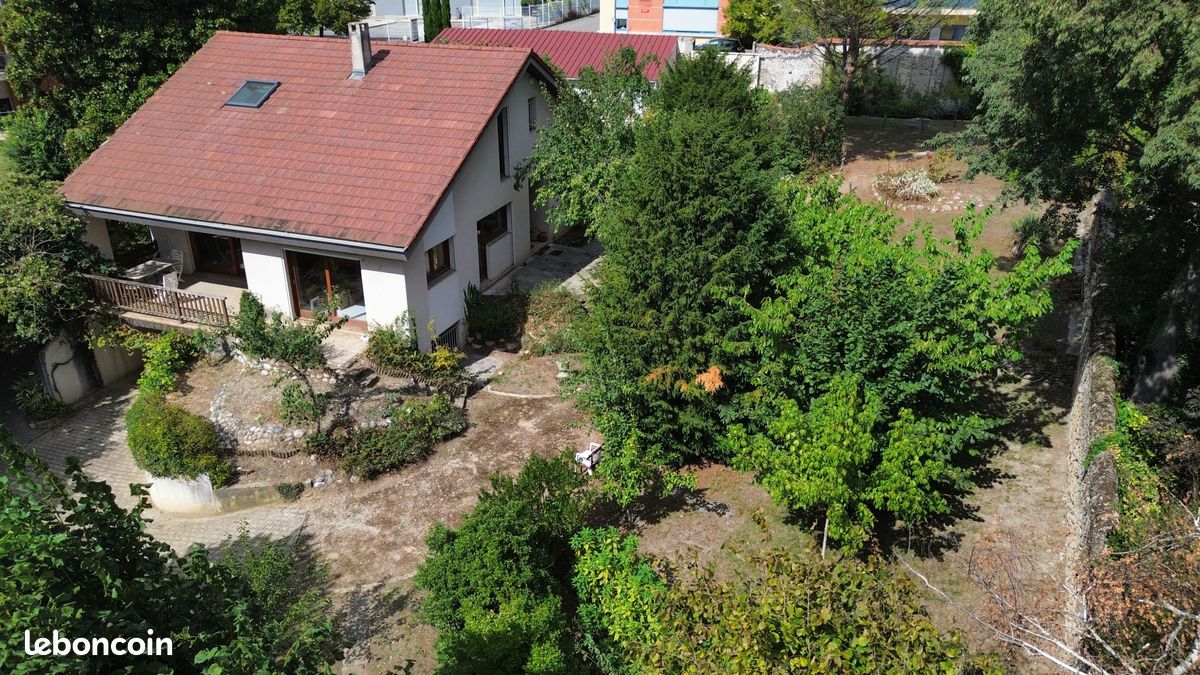 Maison 6 pièces 147 m² · à Romans-sur-Isère · 147 m² · 430 000 €