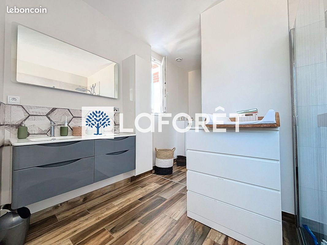 Maison 5 pièces 111 m² - Bressuire 79300 (image principale 11)