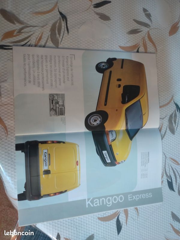 Mégane coupé flyer époque gamme 1999 (image 5)