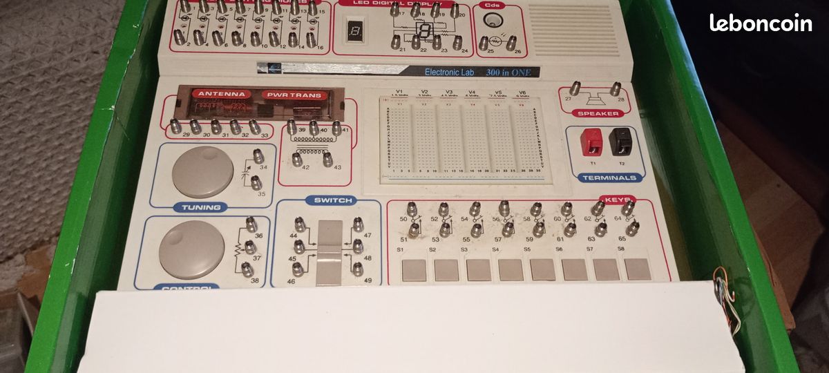 Maxitronix electronic LAB 300 in 1 - Jeux & Jouets