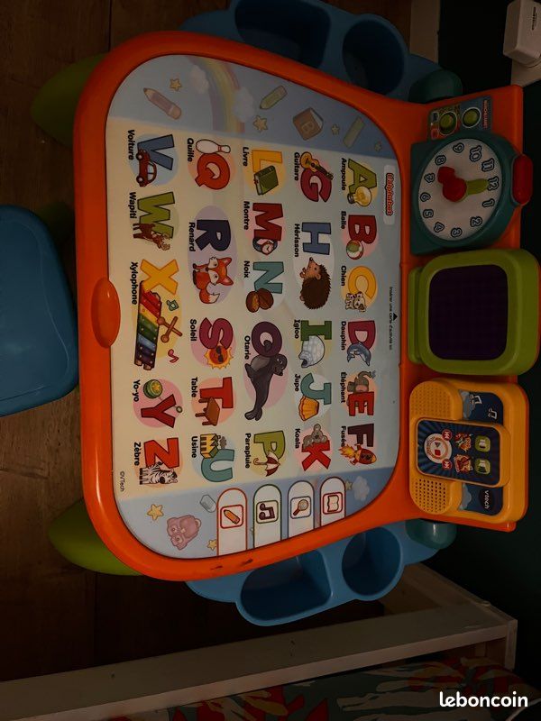 Bureau éducatif enfant (image 1)