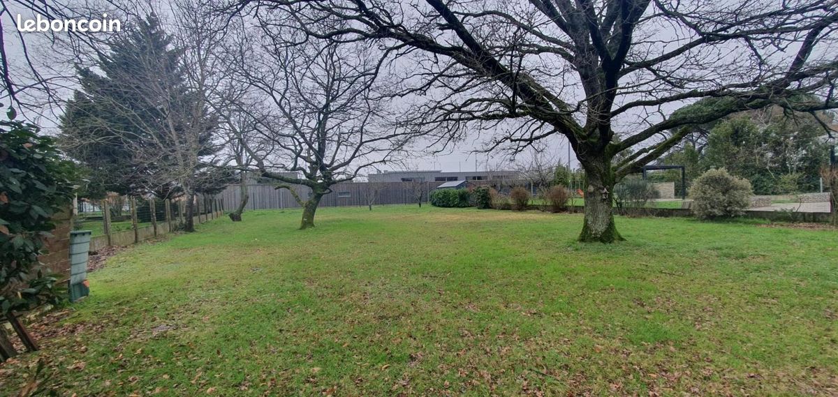 Terrain 872 m² Vertou · 140 000 €