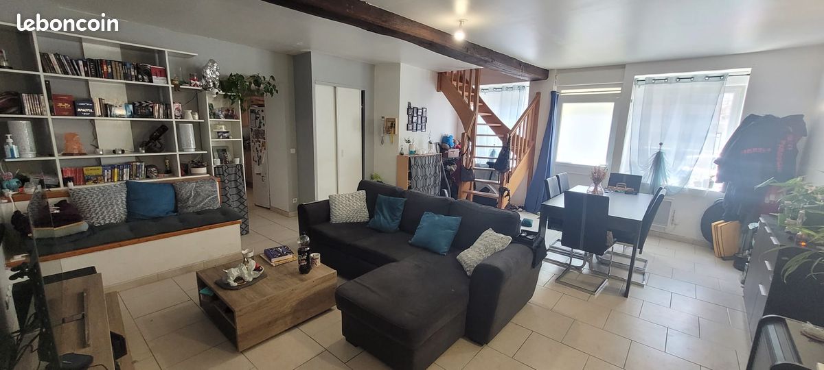 Appartement 4 pièces 93 m² · à Clermont · 93 m² · 985 €/mois