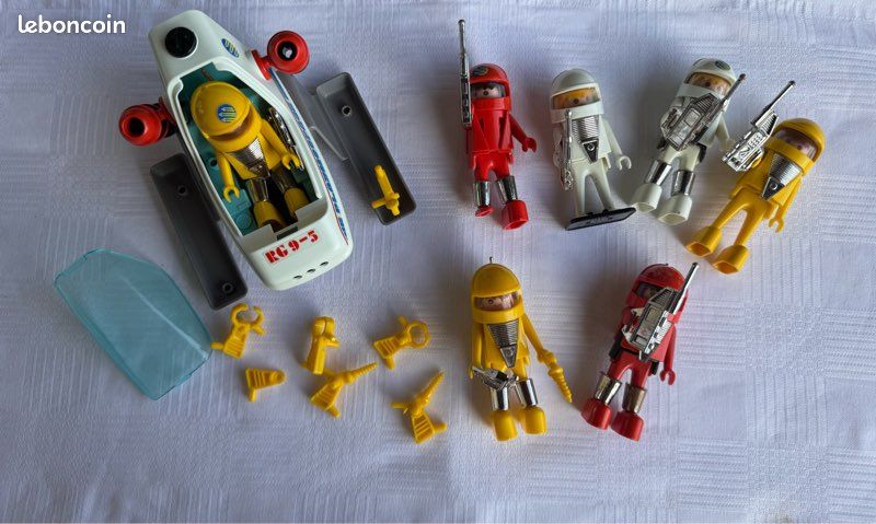Lot Playmobil Vintage - Thème Espace - Pièces Et Figurines