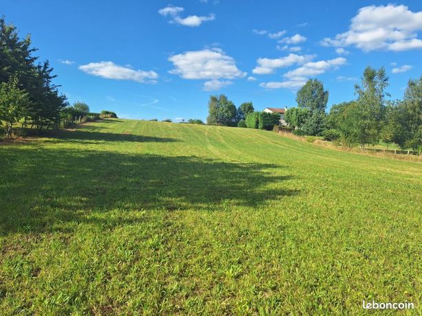 Terrain 4 258 m² La Dornac