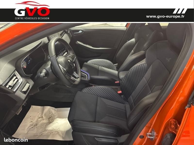 Renault Clio 1.6 E-Tech 145ch full hybrid esprit Alpine (image 13)