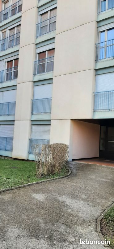 Appartement 3 pièces 75 m² · à Montbard · 75 m² · 715 €