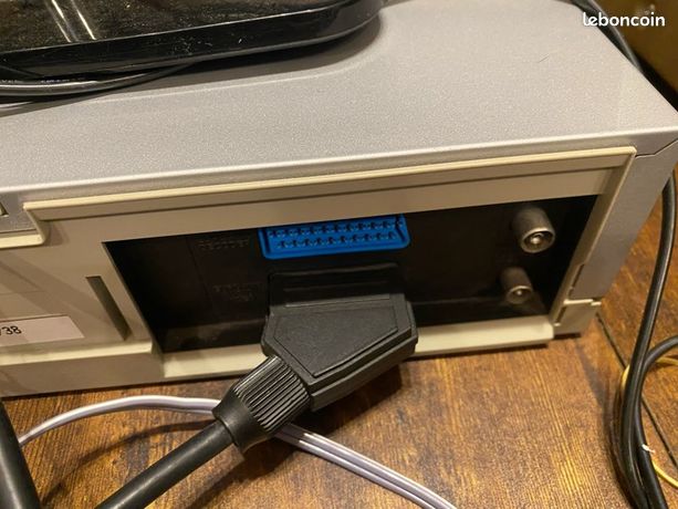 Magnétoscope VHS Thomson VKE312T - Vintage - Pour Pièces Ou Collection