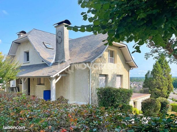 Maison 5 pièces 218 m²
