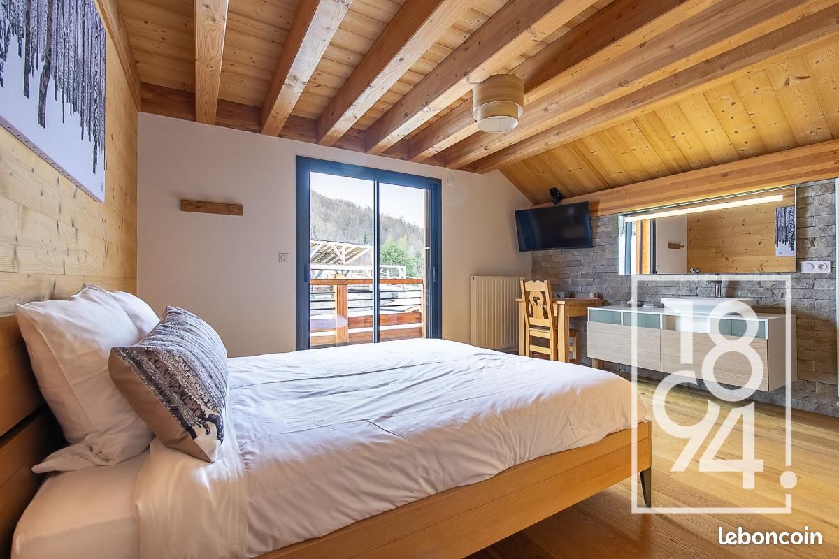 Chalet 10 pièces 338 m² (image 15)