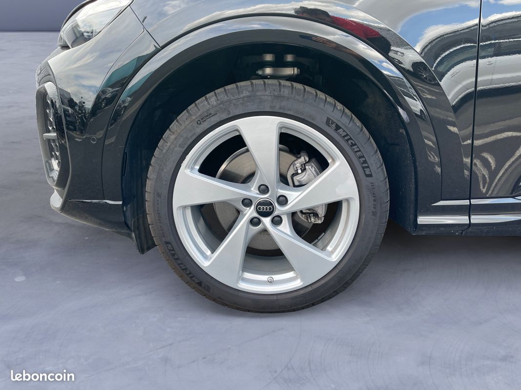 AUDI Q5 TFSI 204 ch Hybride S tronic 7 Quattro S line (image 9)