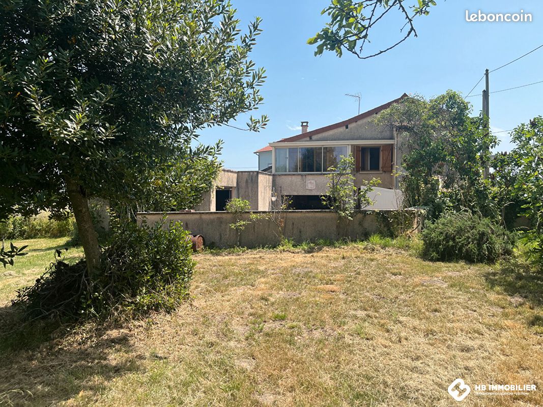 Maison 4 pièces 92 m² · à La Pacaudière · 92 m² · 109 000 €