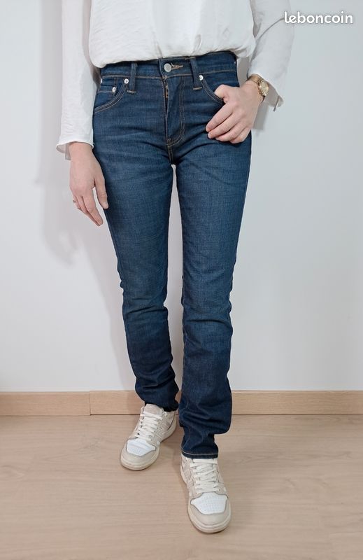 Jeans Levis 511 femme bleu marine W29 L32 36 S Vêtements